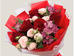 Букет из роз и альстромерий "Стрела Амура"