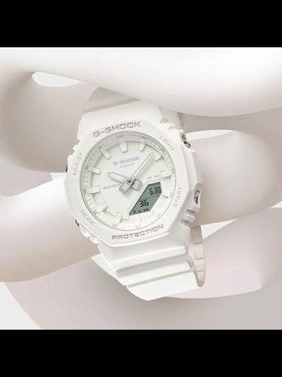 Часы Casio G-Shock GMA-P2100-7A