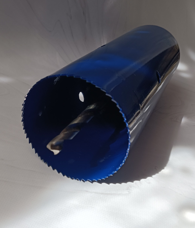 Коронка биметаллическая диаметр 110 мм глубина 300 мм  + держатель с креплением шестигранник 13 мм для дрели