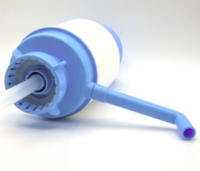 Помпа для воды Дельфин Эко голубая (в пакете)