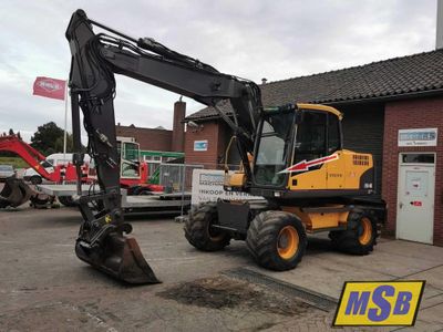 Стекло лобовое на Volvo ew140c, Volvo ew160c, Volvo ew180c, Volvo ew140d, Volvo ew160d, Volvo ew180d