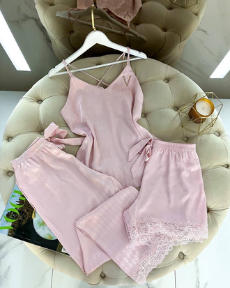 Домашняя одежда Виктория Сикрет 4в1 цвет пудра