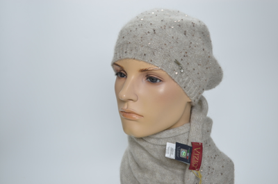 Итальянский тонкий одинарный берет с пайетками