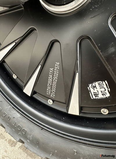 Электроскутер GT TANK 01 PRO 3000W 72V 60AH