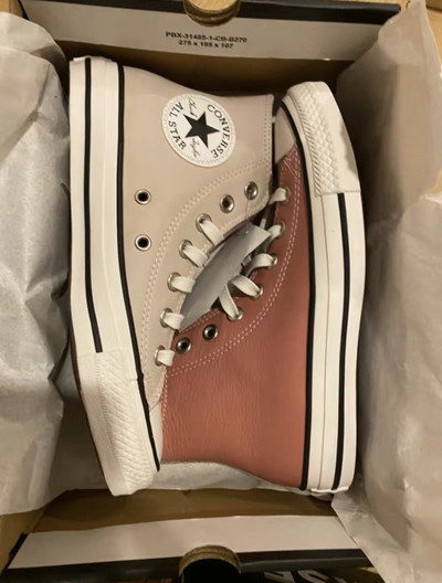 Кожаные кеды Конверс высокие кожаные трехцветные 569700C фото