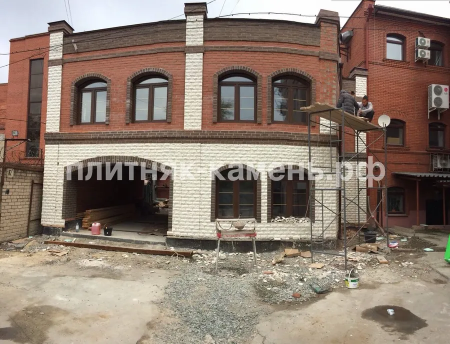 Облицовка здания камнем