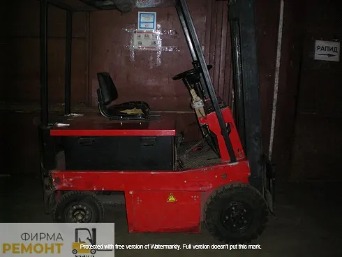 Покраска корпуса погрузчика