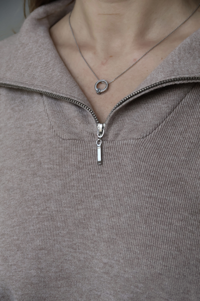 Джемпер бежевый