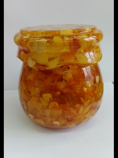 Баночка с крышкой с белым янтарем