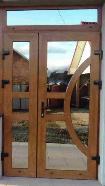 фигурные импосты на входной группе, ламинация