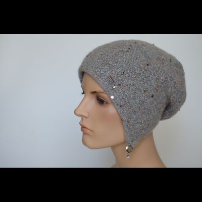 Лиловая вязаная шапка капор ушанка Vizio 6442 Италия