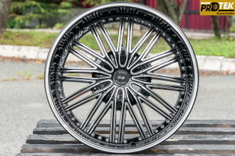 Комплект дисков R20 8,5J ET+35 5*114,3/5*108 D-Racing Черный с полированными лучами (J186)