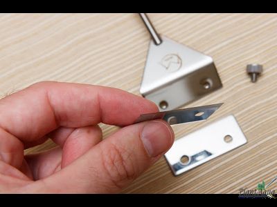 Скребок Algae Killer металлический с лезвием