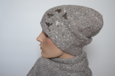 Vizio Италия 6958 CL шапка с бабочками и шарф серо - розовый комплект