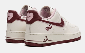 Nike Air Force 1 Low Valentine’s Day 2023 (Экокожа) сзади