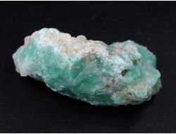 Хризопраз, необработанный образец, Казахстан (43*24*19 мм, вес: 18,9 г) №25694