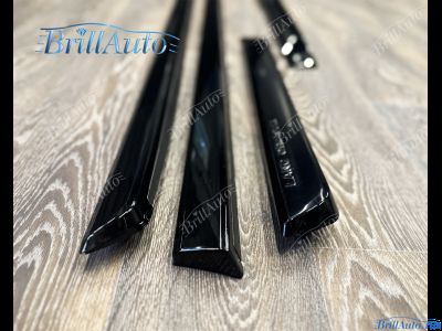 Молдинги Toyota Land Cruiser 200 узкие черные