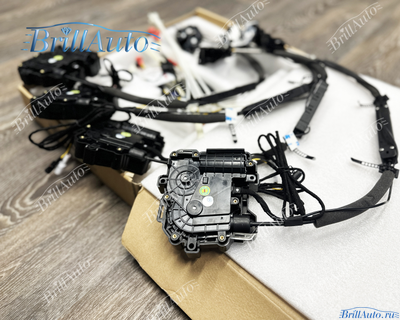 Доводчики Lexus IS 250 2005-2013 (кузов 2, 2 рест, 2 рест 2)