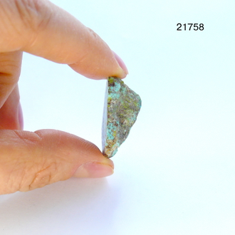 Бирюза натуральная (горбушка) Казахстан арт.21758: 5,9г - 26*19*10мм