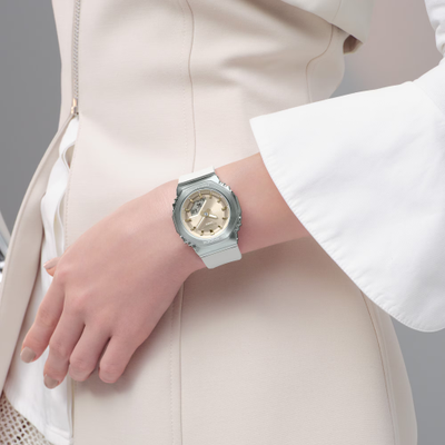 Часы Casio G-Shock GM-S2110-7A9