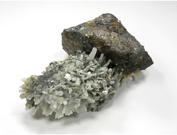 Пирротин, Кварц, Сфалерит (Марматит), Россия, Дальнегорск (95*67*55 мм, 349 г) №26198