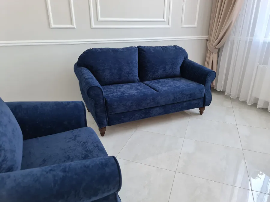 Диван в обивке "Виторио" (Vittorio).