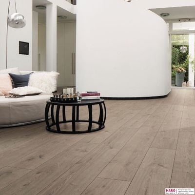 Ламинат Haro Tritty 100 Gran Via Дуб Портлэнд Серый 533139 32 класс толщина 8 мм с фаской 2.68 м2