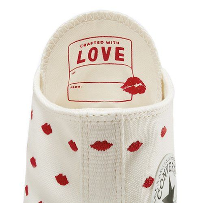 Converse Chuck Taylor Valentines Day с красными губами A01601C