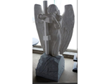 Скульптура молящегося Ангела