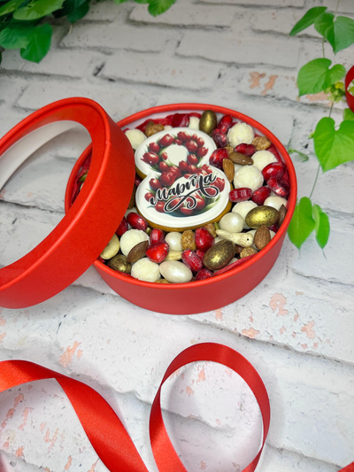 Шляпная коробка «8 марта»