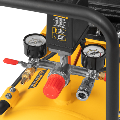 Воздушный компрессор Denzel BCV2200/100