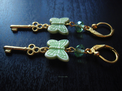 Серьги с бабочками и ключиками "Сказка о Салаточке"