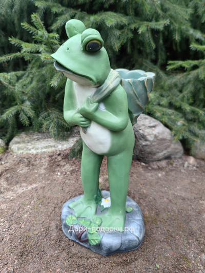 Лягушка с корзиной за спиной 49*27см   2,4кг    полистоун Россия 2595/016728* ( корзина может использоваться, как кашпо )