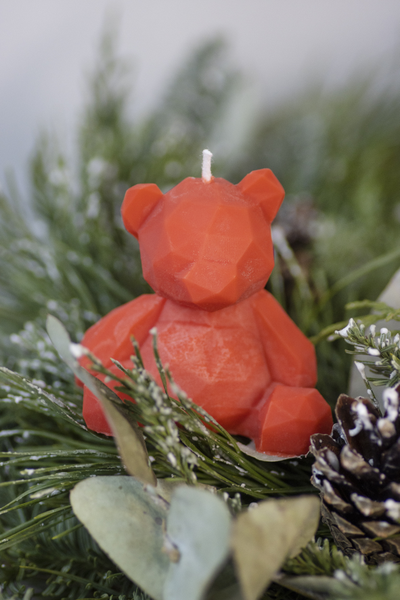 Свеча "Мишка геометрия" Алый