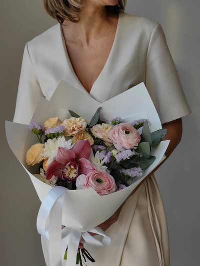 Букет цветов на 8 марта № 751