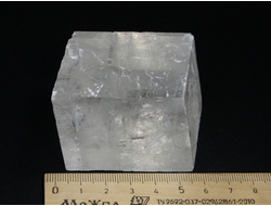 Кальцит оптический, скол по спайности, Бразилия (60*42*35 мм, 197 г) №23545