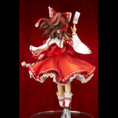 Фигурка Рэйму Хакурэй (Hakurei Reimu)