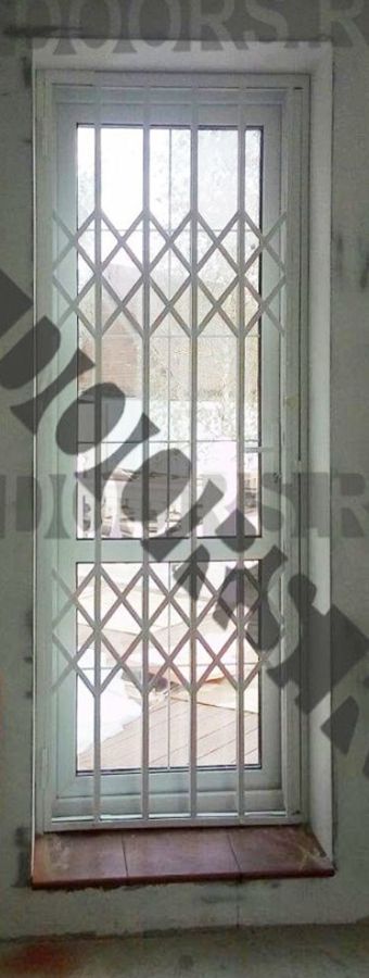 решетка раздвижная металлическая на окно &ndash; дверь в патио 44
