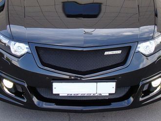 Решетка радиатора Sport для Honda Accord 8-CU2(Дорестайл) без планки с сеткой