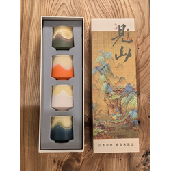 Набор из четырёх керамических стаканов