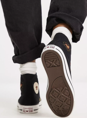 Chuck taylor 2 negras deals