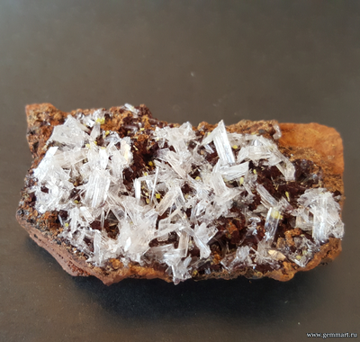 Гемиморфит, миметит (желтый), на лимоните. Мексика. 67*36*12мм