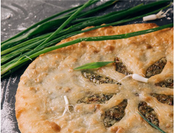 Осетинский пирог c сыром и зеленым луком (Хъадынджын)