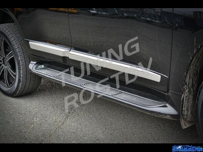 Комплект рестайлинга Toyota Land Cruiser 200 из 2007 в 2012 (Максимальный)