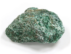 Фуксит, необработанный, Бразилия (40*26*18 мм, 20 г) №27940