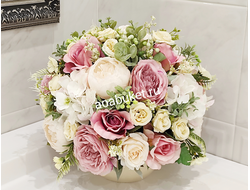 Композиция из искусственных цветов малых размеров № М038/можно купить в Москве и Санкт-Петербурге