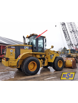Стекло заднее правое на Caterpillar 938g