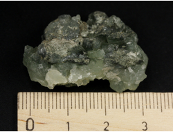 Пренит, сросток кристаллов, Мали (34*23*15 мм, 13 г) №36155