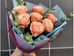 Букет коралловых роз "Кахала"