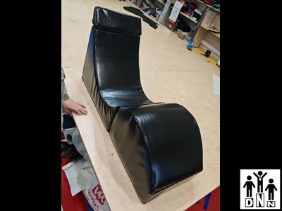 Терапевтическое релаксирующее кресло Кубик Большой - L60xB40xH50 черный, винилискожа DNN